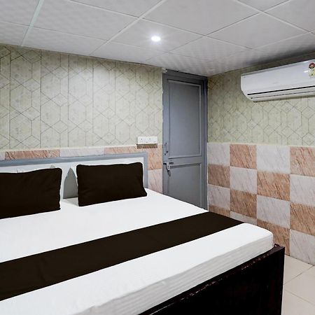 Hotel O Anant ガーズィヤーバード エクステリア 写真
